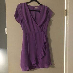 Pink lily dress sz medium. Never worn